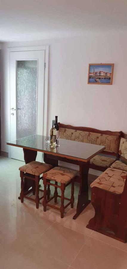 Apartments In Porec/Istrien 33353 Exterior foto