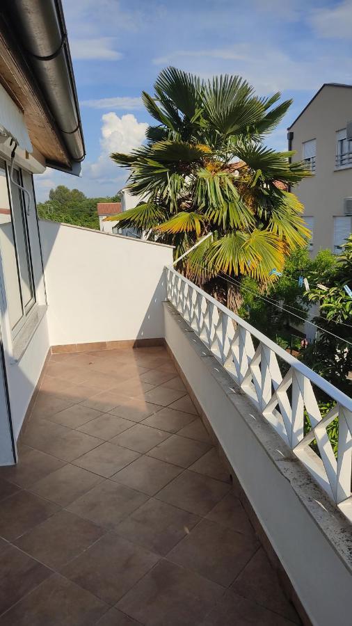 Apartments In Porec/Istrien 33353 Exterior foto