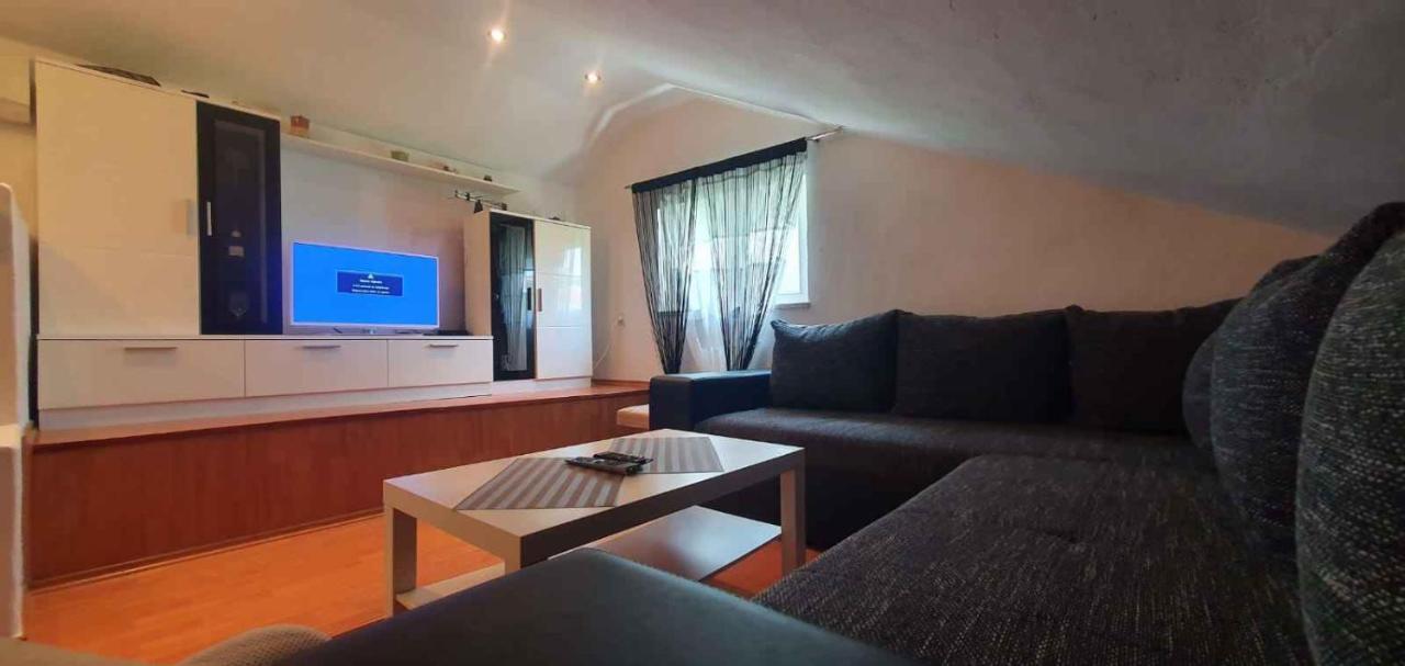 Apartments In Porec/Istrien 33353 Exterior foto