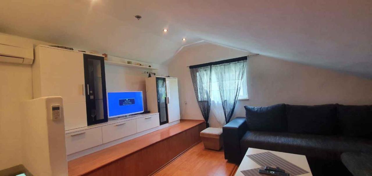 Apartments In Porec/Istrien 33353 Exterior foto